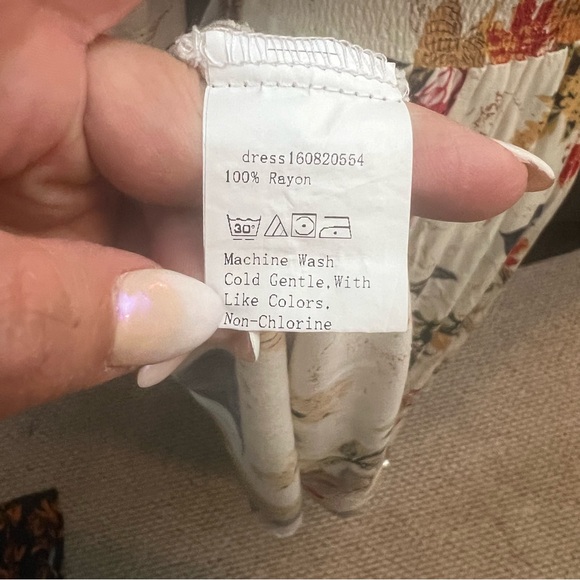 No brand - super flattering floral midi dress - size m - Picture 9 of 9